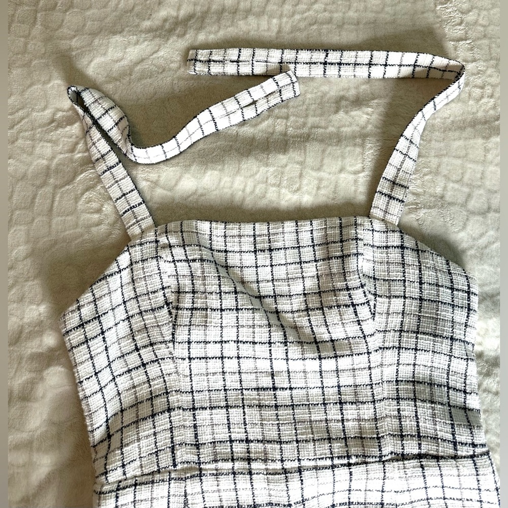 Abercrombie And Fitch white Tweed Mini Dress with side slit and adjustable strap - Picture 11 of 16